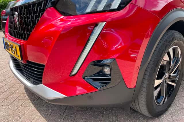 Peugeot 2008 (2022) thumbnail 6