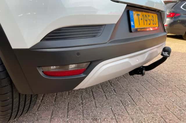 Renault Captur (2023) thumbnail 6