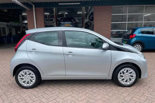 Toyota Aygo (2018) thumbnail 4