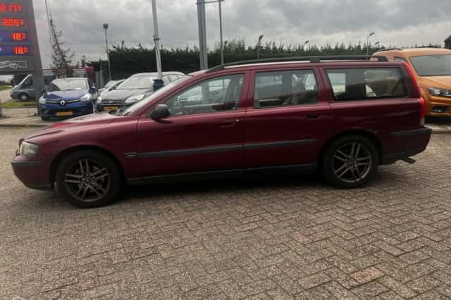 Volvo V70 (2003) thumbnail 4