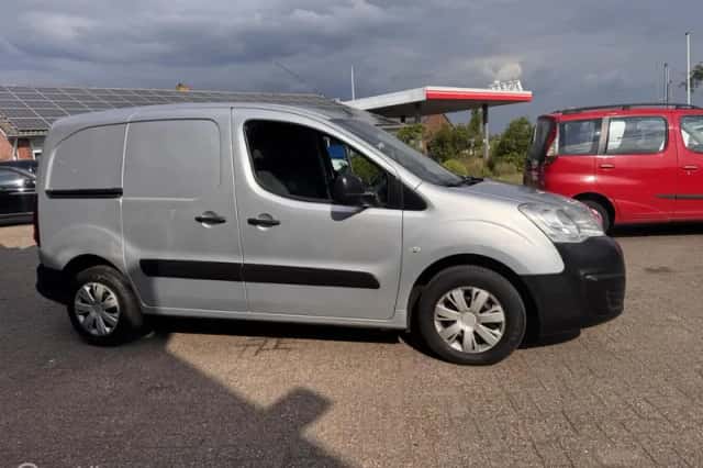 Peugeot Partner (2016) thumbnail 3