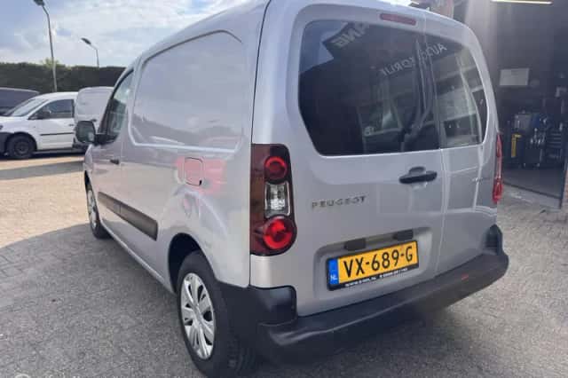 Peugeot Partner (2016) thumbnail 5