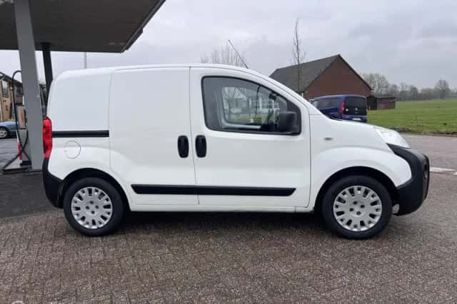 Peugeot Bipper (2017) thumbnail 5