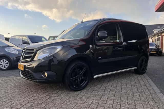 Mercedes-Benz Citan (2014) thumbnail 4