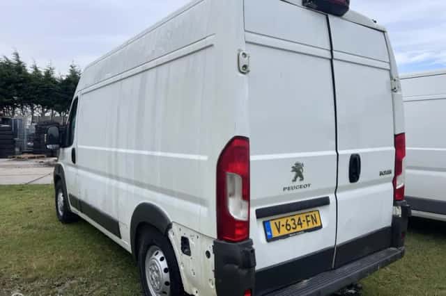 Peugeot Boxer (2017) thumbnail 4