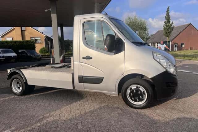 Renault Master (2012) thumbnail 6
