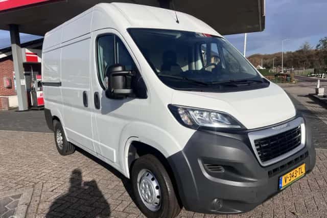 Peugeot Boxer (2014) thumbnail 2