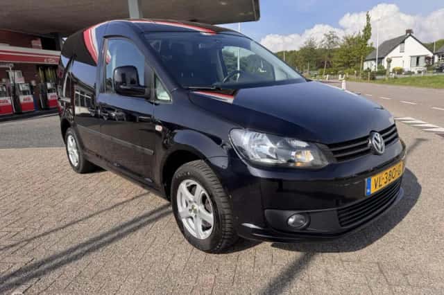 Volkswagen Caddy (2014) thumbnail 4