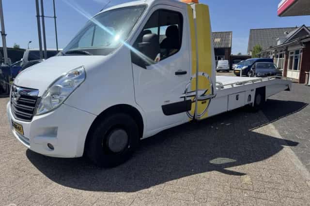 Opel Movano (2017) thumbnail 1