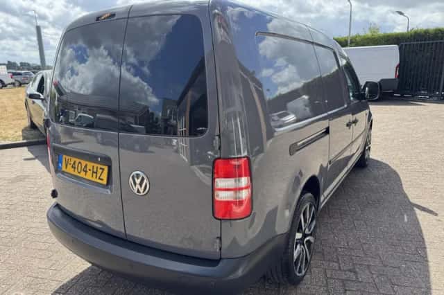 Volkswagen Caddy (2015) thumbnail 5
