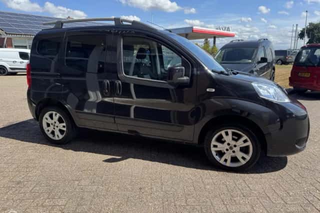 Fiat Qubo (2009) thumbnail 3