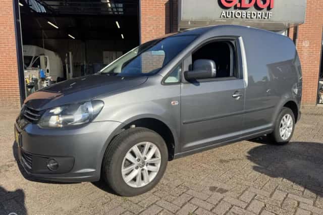 Volkswagen Caddy (2015) thumbnail 1