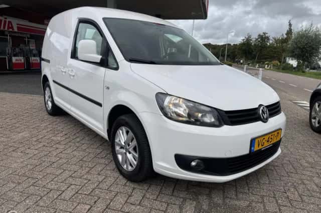 Volkswagen Caddy (2014) thumbnail 2
