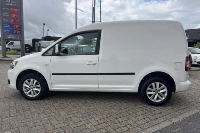 Volkswagen Caddy (2014) thumbnail 3