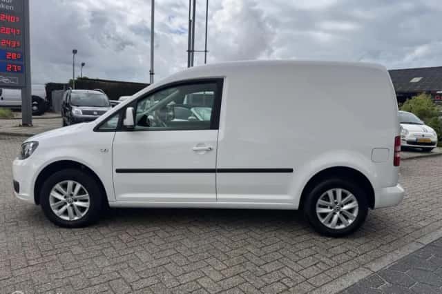 Volkswagen Caddy (2014) thumbnail 4
