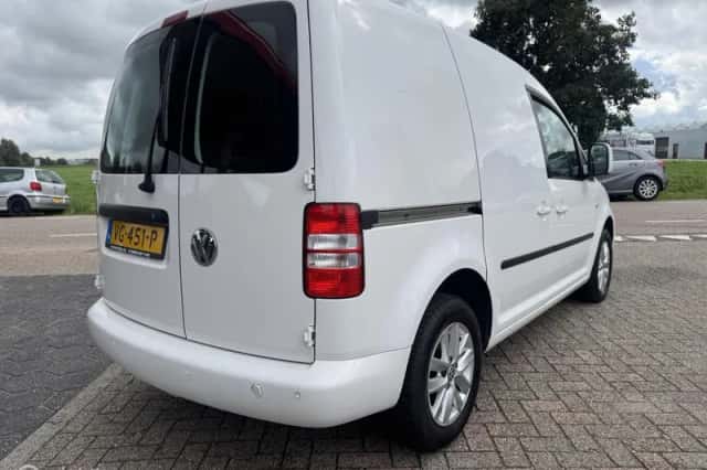 Volkswagen Caddy (2014) thumbnail 5