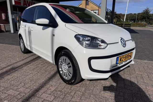 Volkswagen Up! (2015) thumbnail 2
