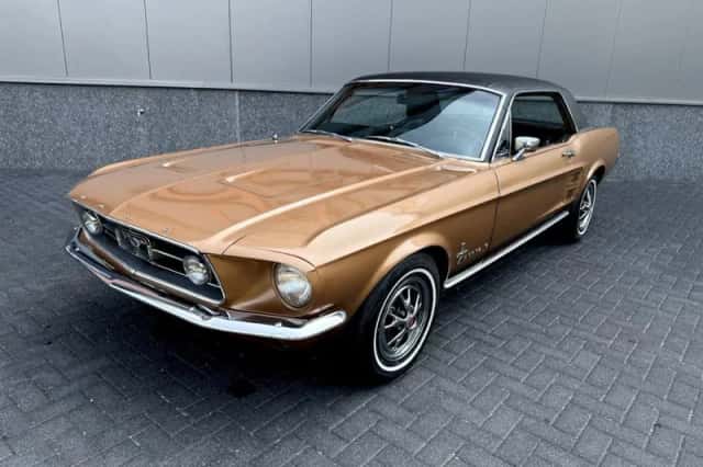 Ford Mustang (1967) thumbnail 2