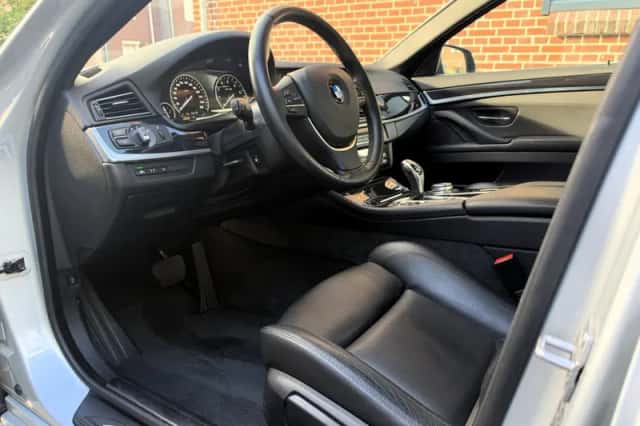 BMW 5-Serie (2014) thumbnail 2