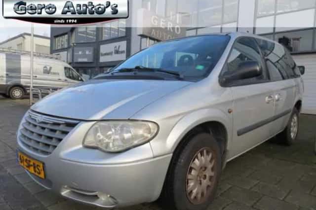 Chrysler Voyager (2005) thumbnail 1