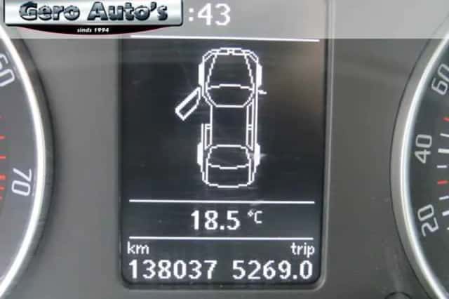 Škoda Octavia (2011) thumbnail 4