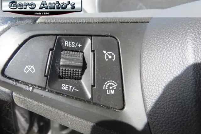 Opel Karl (2015) thumbnail 4