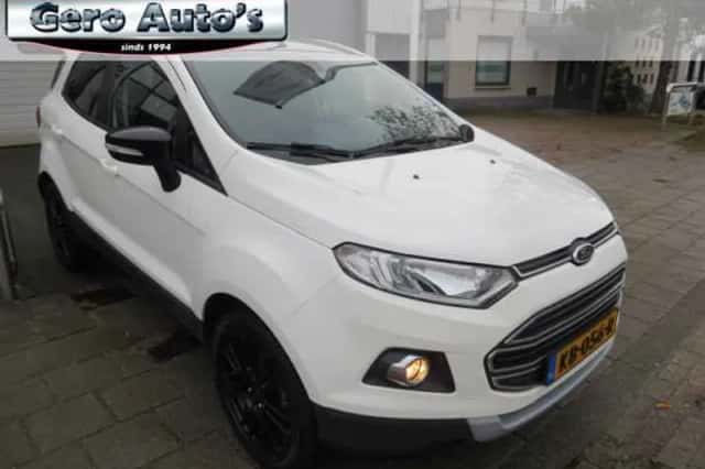 Ford EcoSport (2016) thumbnail 5
