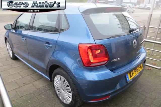 Volkswagen Polo (2016) thumbnail 3