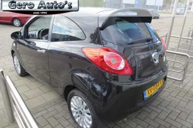 Ford Ka (2011) thumbnail 4