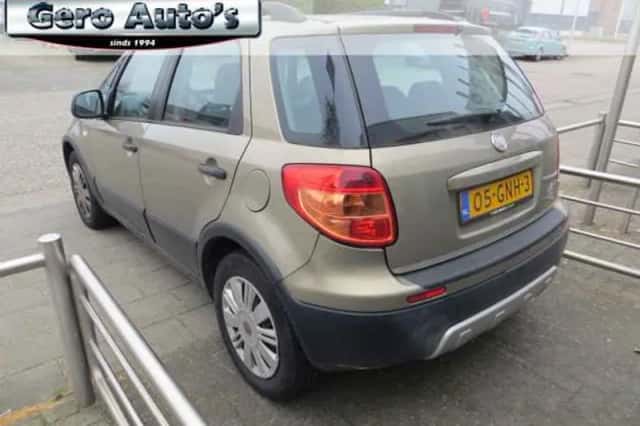 Fiat Sedici (2008) thumbnail 4
