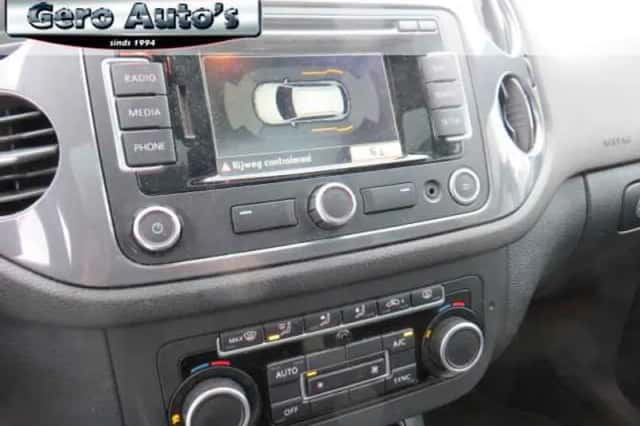 Volkswagen Tiguan (2013) thumbnail 5