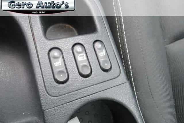 Nissan Qashqai (2012) thumbnail 3
