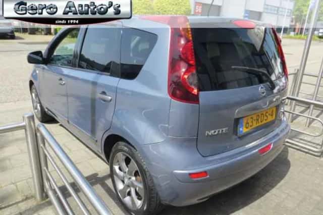 Nissan Note (2011) thumbnail 3