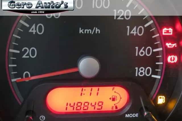 Suzuki Alto (2014) thumbnail 4