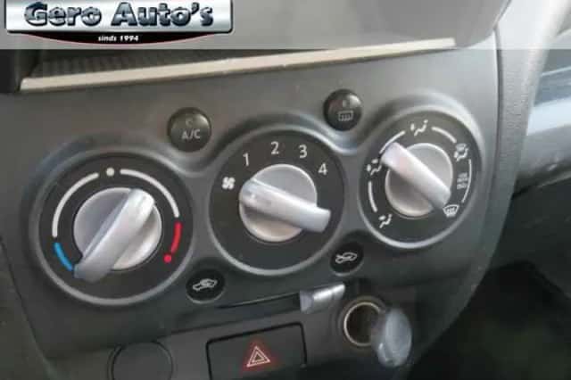 Suzuki Alto (2014) thumbnail 6