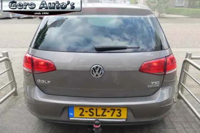 Volkswagen Golf (2014) thumbnail 3