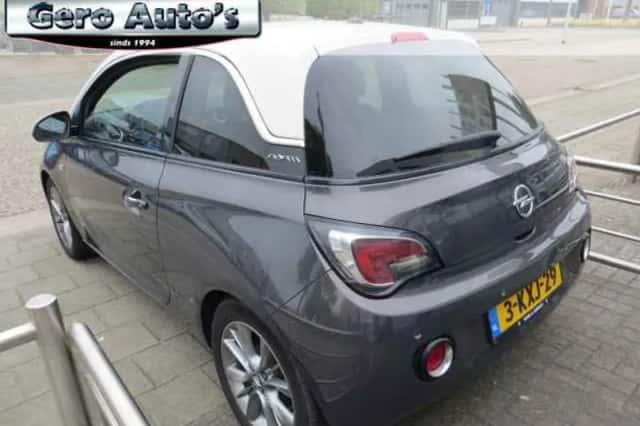 Opel Adam (2013) thumbnail 3