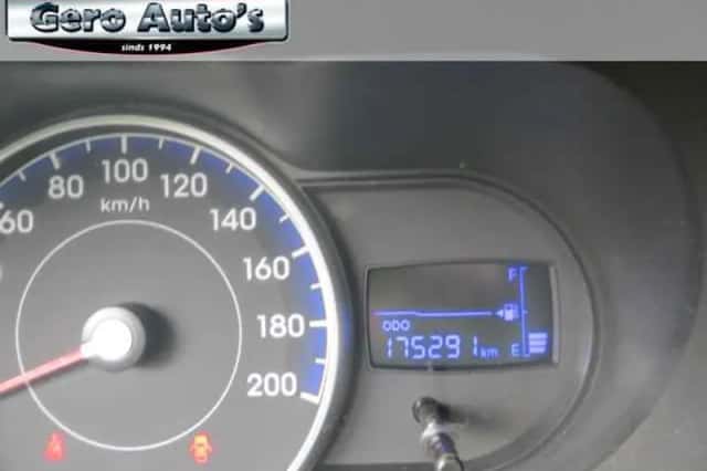 Hyundai i10 (2012) thumbnail 4