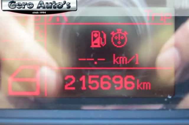Alfa Romeo Giulietta (2011) thumbnail 6