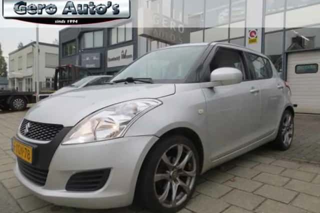 Suzuki Swift (2014) thumbnail 1