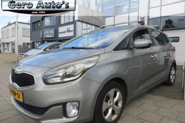Kia Carens (2014) thumbnail 1