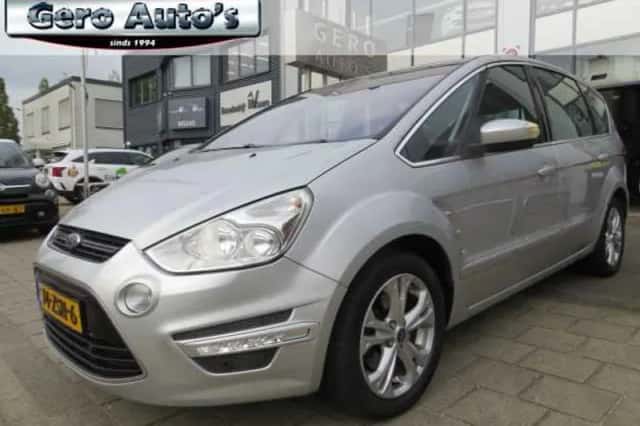 Ford S-Max (2013) thumbnail 1