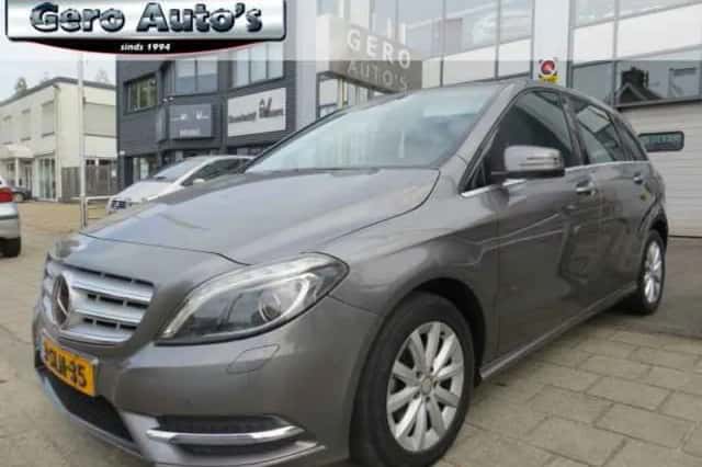 Mercedes-Benz B-Klasse (2013) thumbnail 1