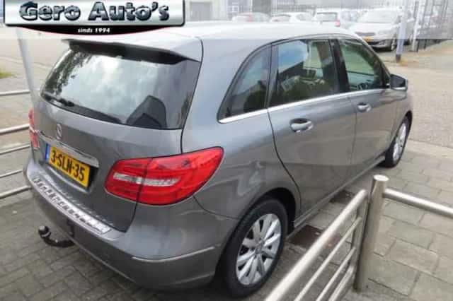 Mercedes-Benz B-Klasse (2013) thumbnail 3