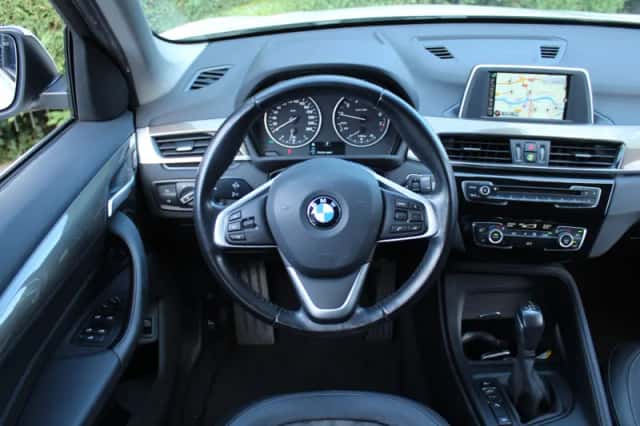 BMW X1 (2016) thumbnail 5