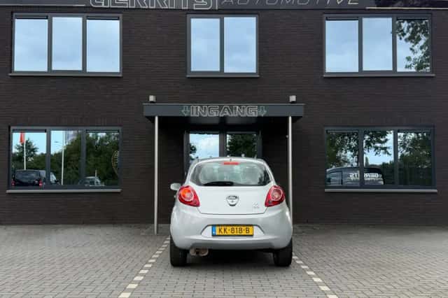 Ford Ka (2011) thumbnail 4