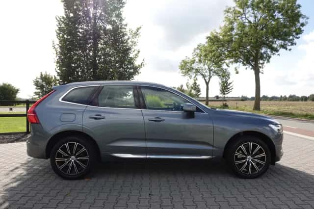 Volvo XC60 (2019) thumbnail 5