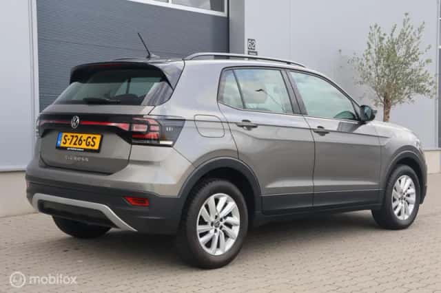 Volkswagen T-Cross (2021) thumbnail 3