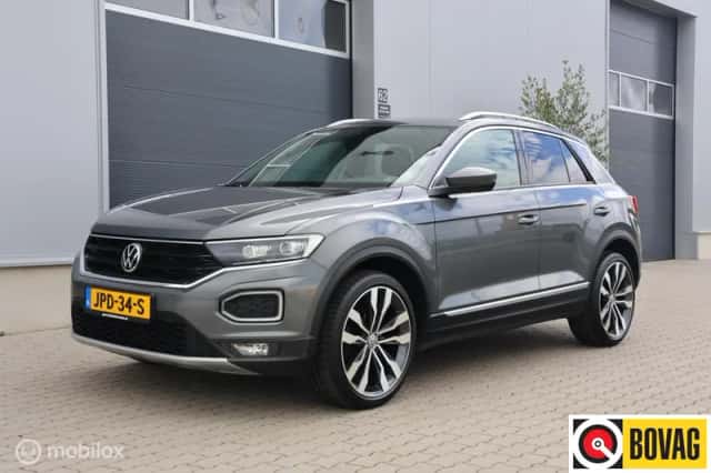 Volkswagen T-Roc (2021) thumbnail 1
