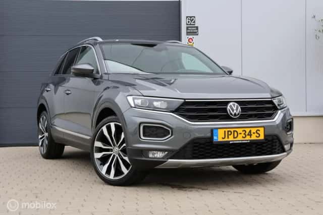 Volkswagen T-Roc (2021) thumbnail 4